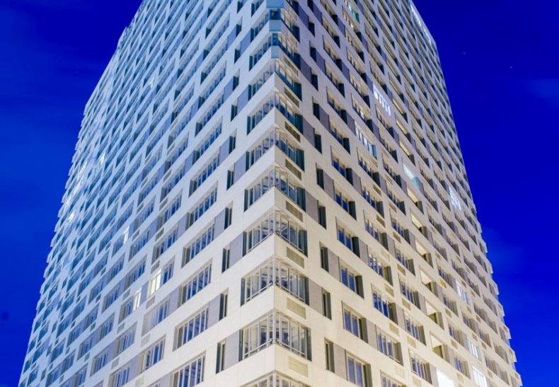 �� Clover House, �. ������